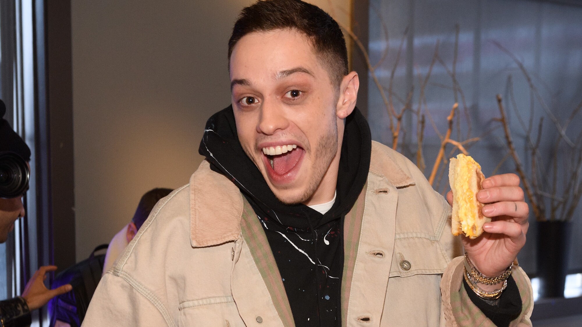 Symbol Pete Davidson