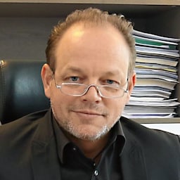 Vor ihm ist keine Verordnung sicher: Anwalt Christoph Rappold