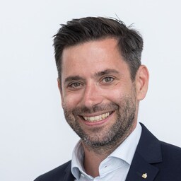 (Bild: Sparkasse OÖ/Team FotoKerschi)