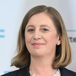 BARNARA EIBINGER-MIEDL (Bild: APA/HELMUT FOHRINGER)