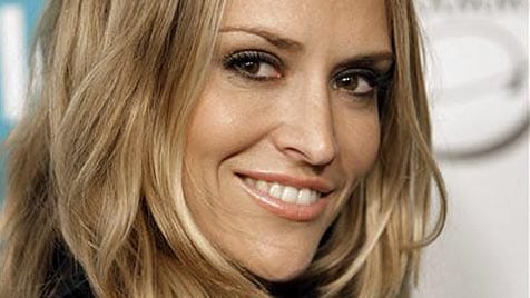 Symbol Brooke Mueller