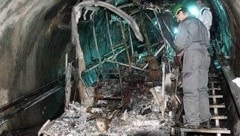 Die Seilbahn ist vollkommen ausgebrannt.