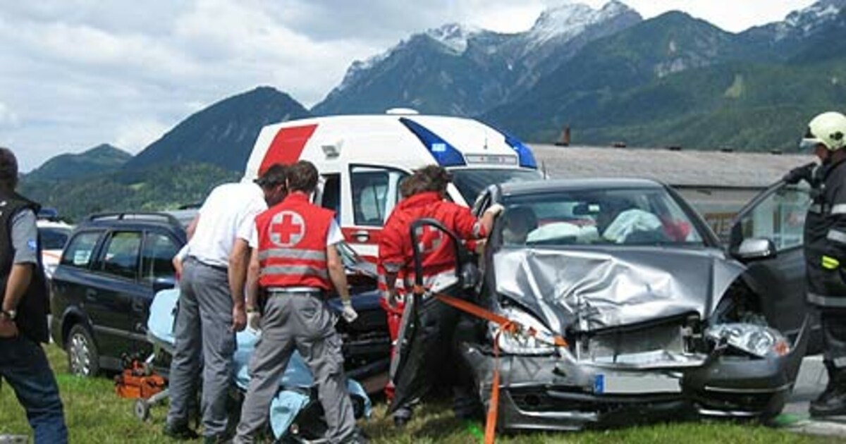 Auto übersehen - Vier Verletzte Bei Unfall Im Ennstal | Krone.at