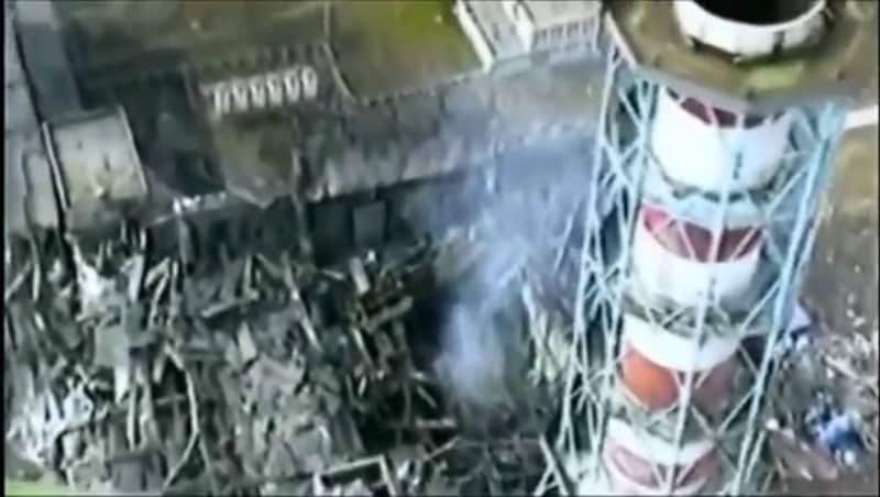 Bei der Reaktorkatastrophe von Tschernobyl wurden große Mengen an radioaktiver Materie durch die Explosionen und den anschließenden Brand in die Umwelt freigesetzt und über ganz Europa verteilt. (Bild: YouTube.com)