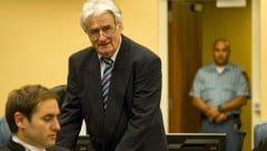 Radovan Karadzic vor Gericht (Bild: EPA)