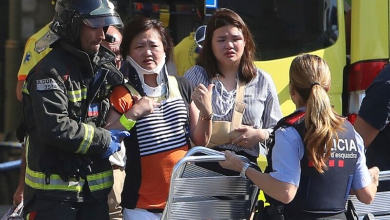 Verletzte nach dem Anschlag in Barcelona (Bild: Associated Press)