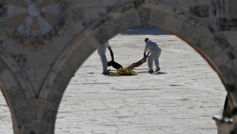 Einer der getöteten Angreifer (Bild: AFP)