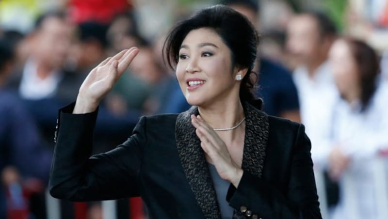 Anfang August erschien Yingluck Shinawatra noch vor Gericht, nun fehlt von ihr jede Spur. (Bild: AP)