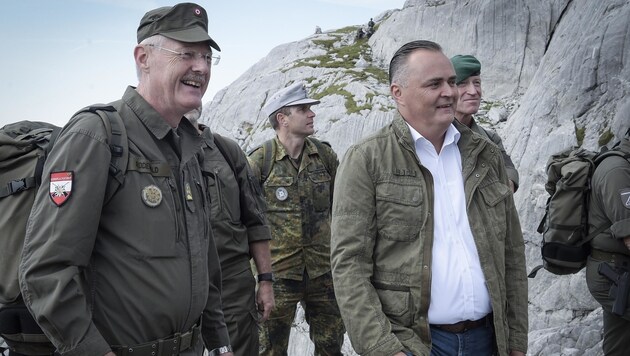 Verteidigungsminister Hans Peter Doskozil beim Besuch der Gebirgsjäger in Tirol. (Bild: Bundesheer/Pusch)