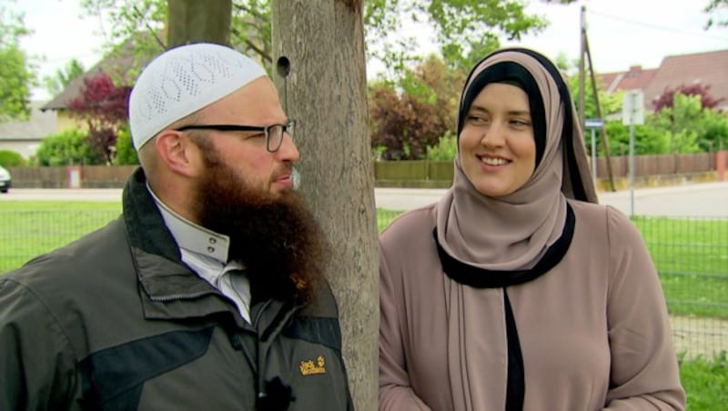 Seit drei Jahren sind Amela und Martin muslimisch verheiratet. (Bild: ORF)