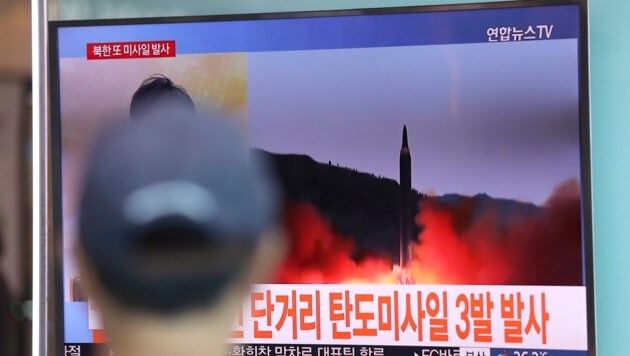 In südkoreanischen Medien war der erneute Raketentest die Hauptmeldung. (Bild: AP)