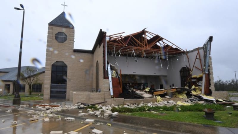 Eine abgedeckte Kirche in Rockport (Bild: AFP)