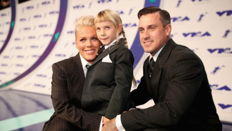 Pink mit Tochter Willow und Ehemann Carey Hart (Bild: 2017 Getty Images)