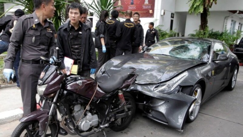 Mit einem Ferrari fuhr der Red-Bull-Erbe 2012 einen Motorradpolizisten zu Tode. (Bild: EPA)