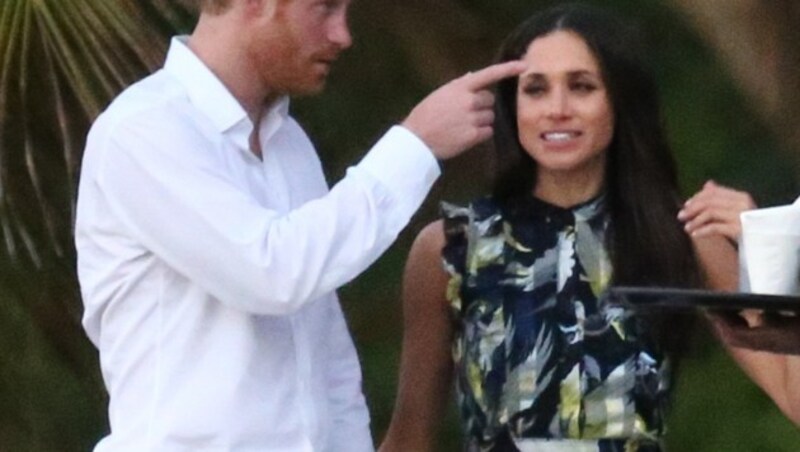 Prinz Harry und Meghan Markle auf einer Hochzeit in Jamaica (Bild: www.PPS.at)