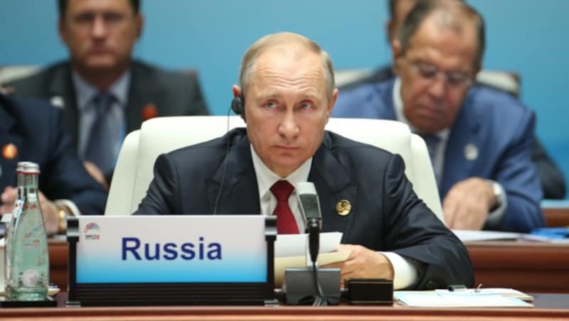 Russlands Präsident Wladimir Putin warnt vor einer "Intensivierung der militärischen Hysterie". (Bild: AFP)