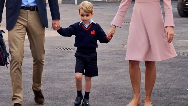 Prinz George in seiner neuen Schuluniform (Bild: Kensington Palast)