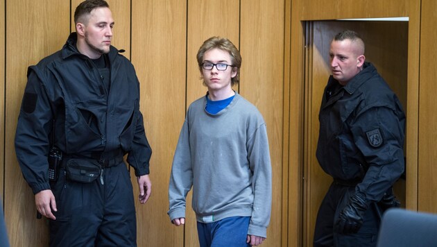 Marcel H. erschien in einem grauen Pullover und einer weiten Hose vor Gericht. (Bild: AFP)