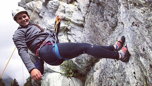 Anna Veith hat Spaß beim Klettern! (Bild: instagram.com/Anna Veith)