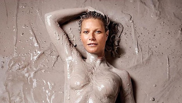 Für ihr Magazin ließ sich Gwyneth Paltrow nackt und schmutzig ablichten. (Bild: instagram.com/gwynethpaltrow)