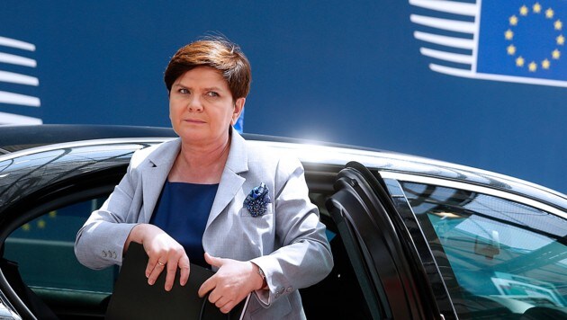 Für Ministerpräsidentin Beata Szydlo sind Auftritte in Brüssel derzeit keine angenehmen Termine. (Bild: AFP)