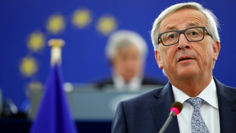 Kommissionspräsident Juncker plädiert auch für die Schaffung des Amtes eines EU-Finanzministers. (Bild: AP)