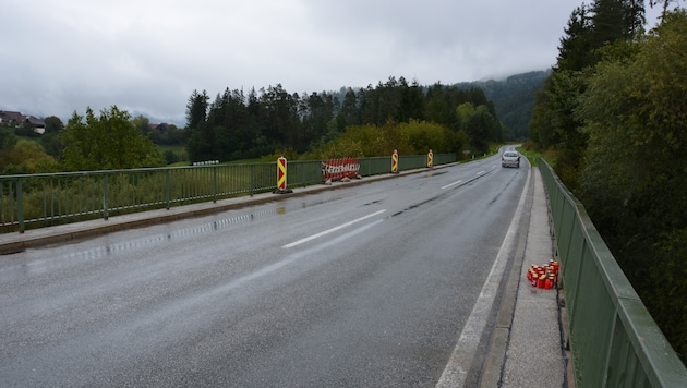 Auf dieser Brücke bei Bleiburg ereignete sich der tragische Unfall (Bild: Bachhiesl)