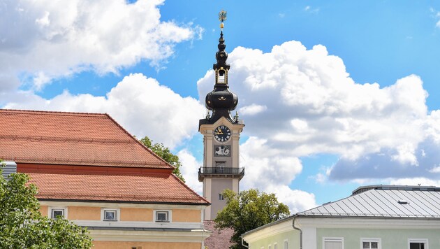 Auch wenn der Turm des Linzer Landhauses so aussieht: "Kirchturmpolitik" wird dort kaum gemacht. (Bild: © Harald Dostal / 2017)