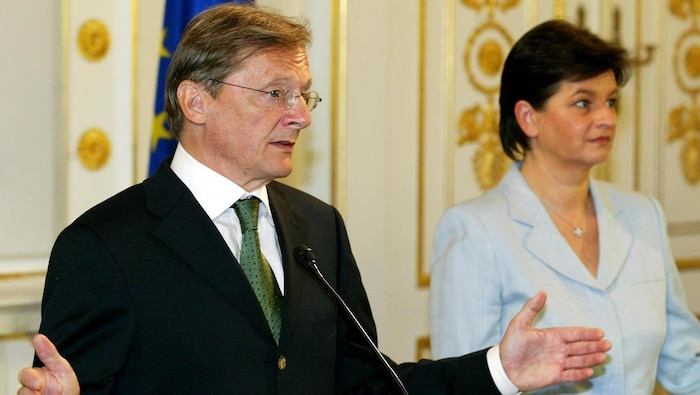 Wolfgang Schüssel und Susanne Riess-Passer im Jahr 2002
