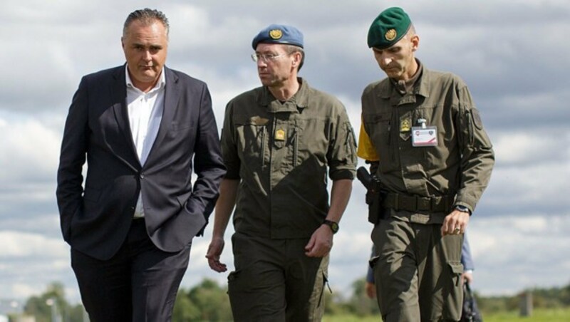 Verteidigungsminister Doskozil zu Besuch in Allentsteig (Bild: EPA)