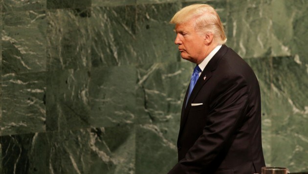 Trump kam, drohte und ging wieder. Vielen Staaten stieß er mit seiner Rede vor den Kopf. (Bild: AP)