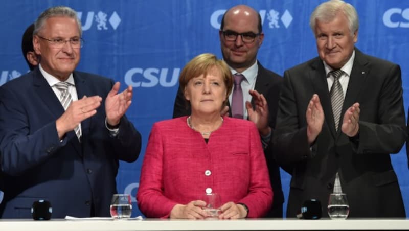 Applaus für die "Mutti" beim Wahlkampfausklang in München (Bild: AFP)