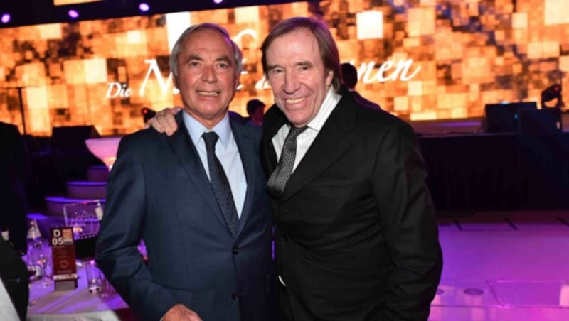 2015: Fußball-Ikone Günter Netzer plauderte mit Karl Schranz im Design Center. (Bild: Markus Wenzel)