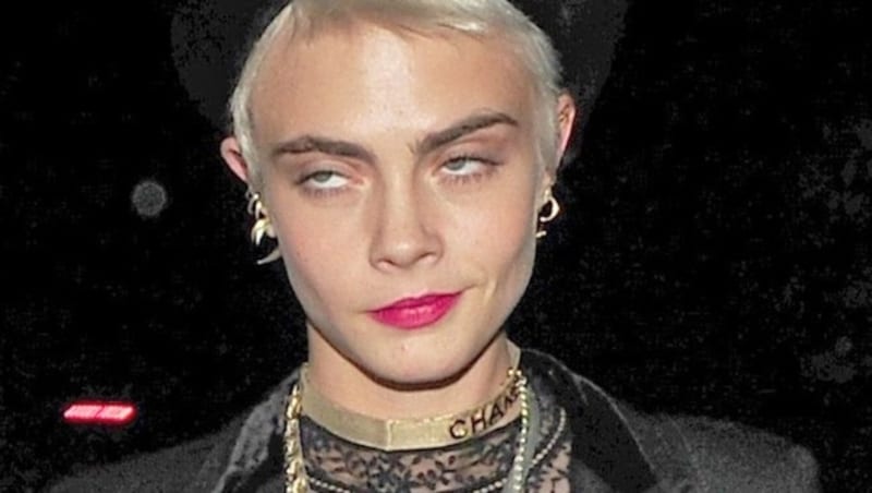 Bei Cara Delevingne war das letzte Glas Champagner auch eindeutig zu viel ... (Bild: www.PPS.at)