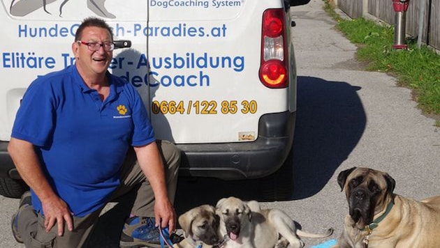 Roland Raske ist seit 30 Jahren als Lehrer für Hundebesitzer im Einsatz. (Bild: Roland Raske)