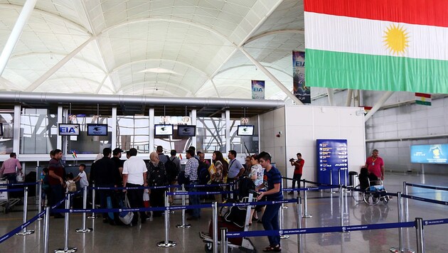 Nur noch Inlandsflüge werden am Flughafen von Erbil abgefertigt. (Bild: AFP)
