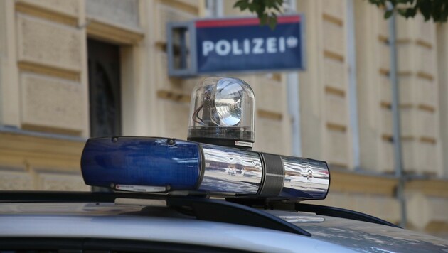 Die Polizei fahndet in Linz nach einem brutalen Sex-Täter, der eine Frau vergewaltigt hat. (Bild: Juergen Radspieler)