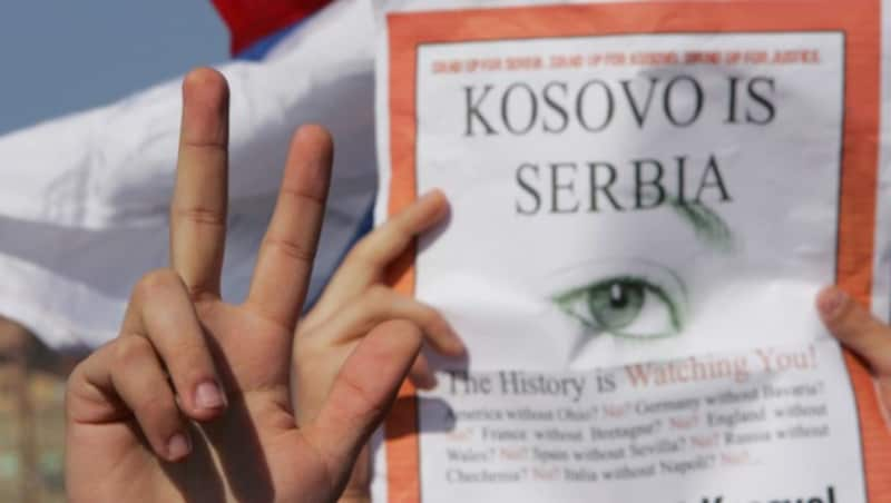 Serbischer Protest gegen die Unabhängigkeitserklärung des Kosovo im Jahr 2008 (Bild: AFP)