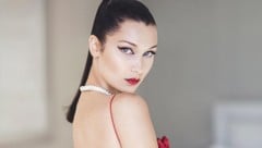 Bella Hadid kriegt dank extravagantem Lidstrich einen sexy Augenaufschlag. (Bild: instagram.com/diormakeup)