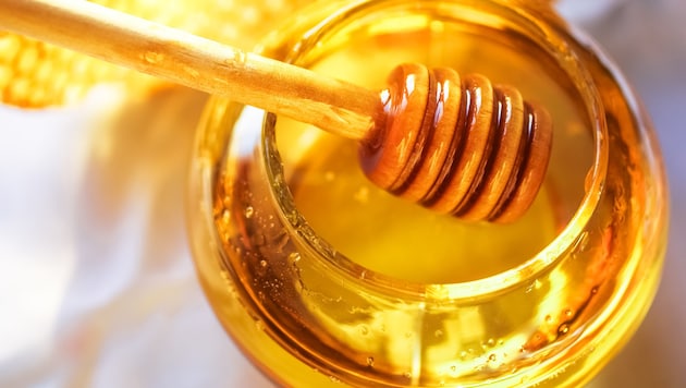 320 Honig-Proben waren laut einer EU-Studie gepanscht. (Bild: stock.adobe.com)