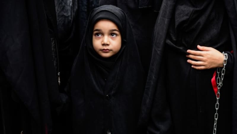 Schiitisches Mädchen bei einer Protestkundgebung in der Türkei (Bild: AFP)