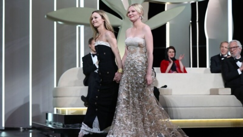 Kirsten Dunst (r.) und Vanessa Paradis (l.) (Bild: AFP)