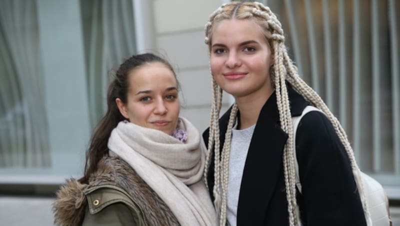 Rubina Roubik und Cecilia Vigar (Bild: Peter Tomschi)