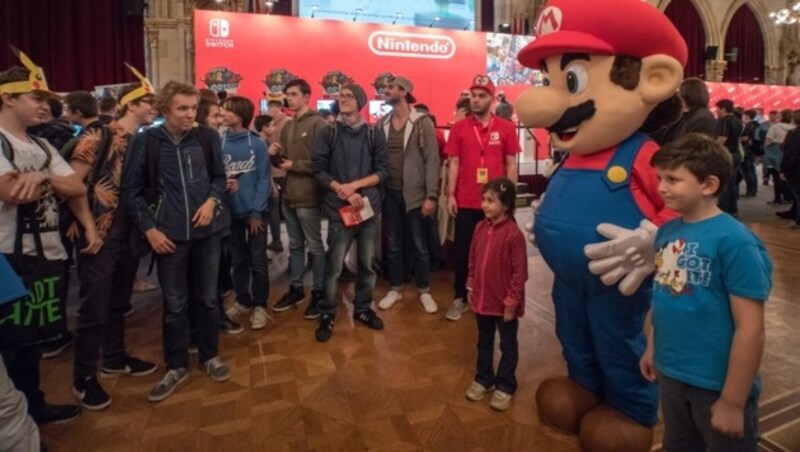 "Super Mario" begeistert am Nintendo-Stand (Bild: game-city.at)