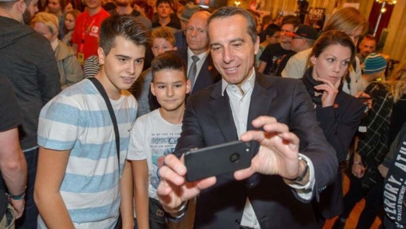 Bundeskanzler Christian Kern besuchte die "Game City" am Samstag. (Bild: game-city.at)