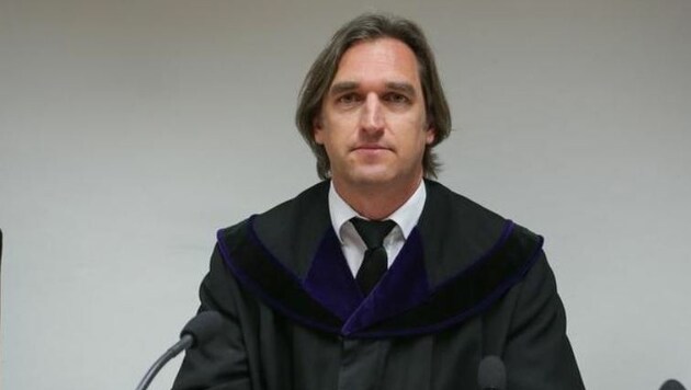 Richter Günther Nocker sprach das Urteil aus: Zwei Jahre teilbedingte Haft. (Bild: Neumayr)