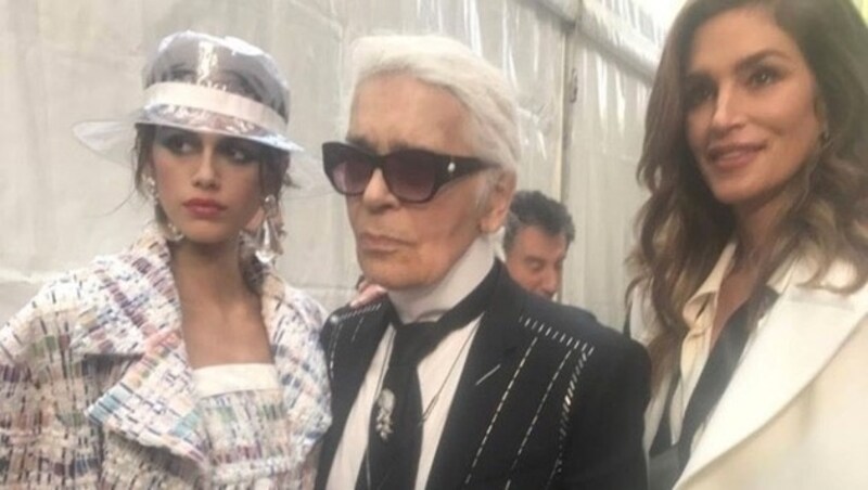 Karl Lagerfeld mit Kaia Gerber und deren Mama Cindy Crawford (Bild: www.PPS.at)