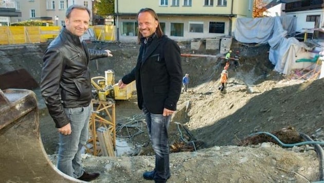 Noch ist alles Baustelle: Trendmaker-Geschäftsführer Bernhard Jölli & Architekt Thomas Watzek. (Bild: Trendmaker/ Foto Baptist)