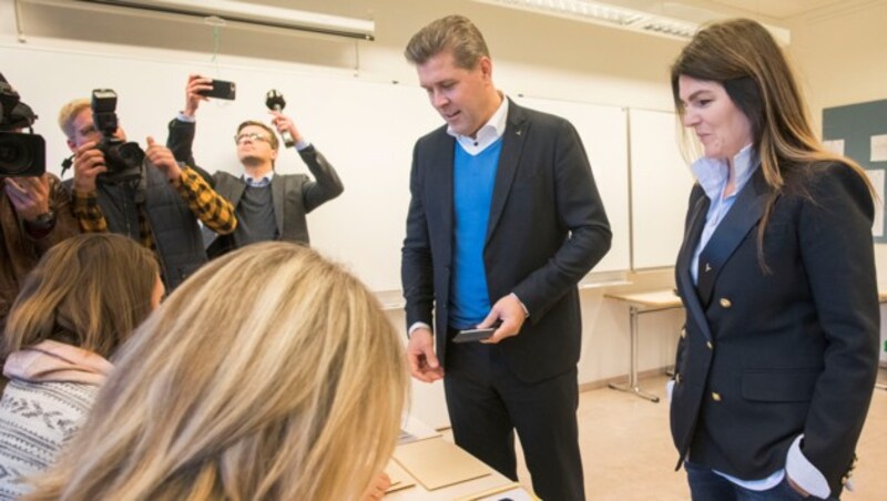 Regierungschef Bjarni Benediktsson bei der Wahl (Bild: AFP)