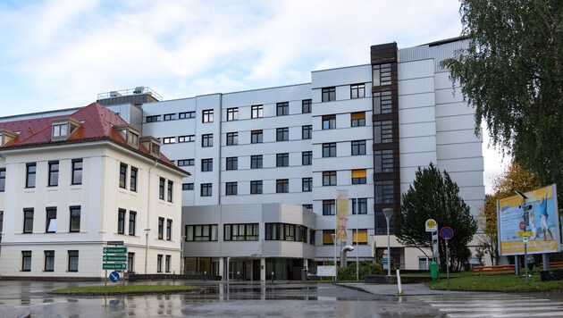 Am Landeskrankenhaus Kirchdorf ist wegen einer Infusionsverwechslung ein Patient gestorben. (Bild: KERSCHBAUMMAYR)